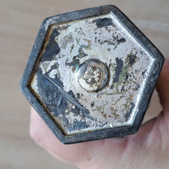 Vintage Old Dutch-Style Embossed Pewter Vase with Windmill & Figurine Motif - Picture 7 of 11